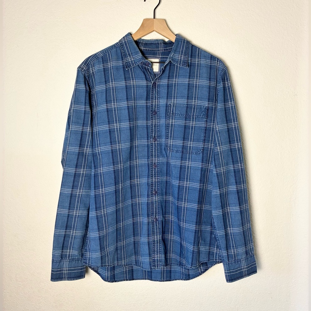 American Eagle Super Soft Blue Plaid Men's Button Down Cotton Shirt